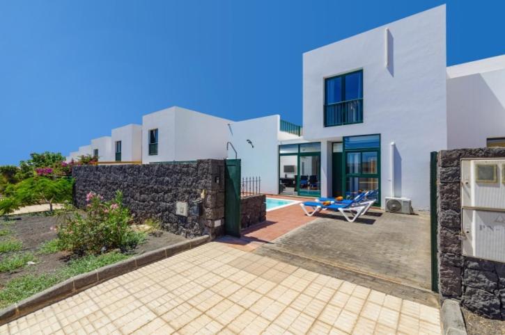 Spacious Private Villa & Private Heated Pool - Villa Sunshine Коста-Тегисе Экстерьер фото