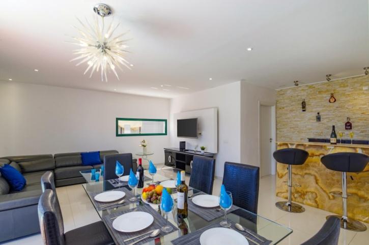 Spacious Private Villa & Private Heated Pool - Villa Sunshine Коста-Тегисе Экстерьер фото
