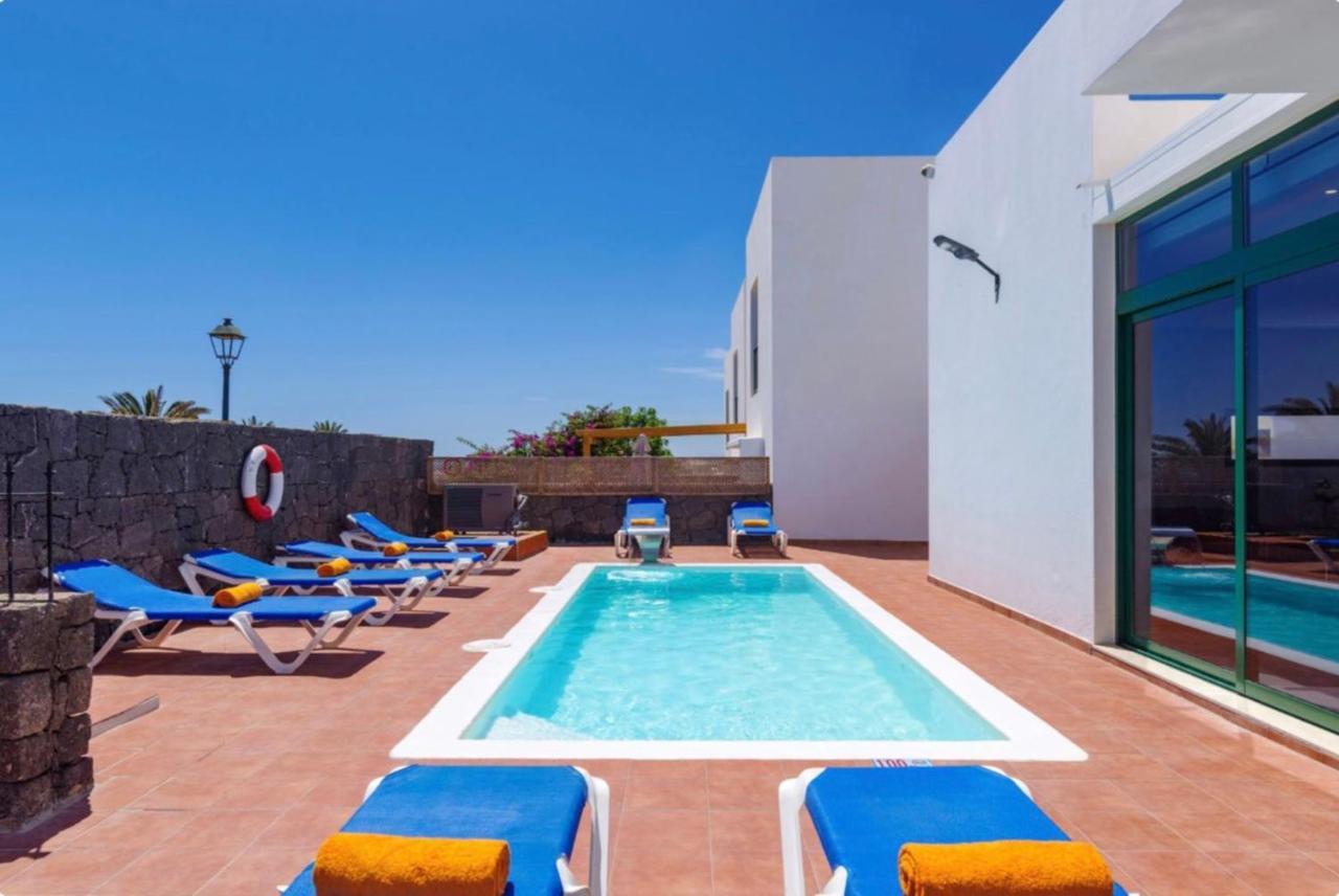 Spacious Private Villa & Private Heated Pool - Villa Sunshine Коста-Тегисе Экстерьер фото
