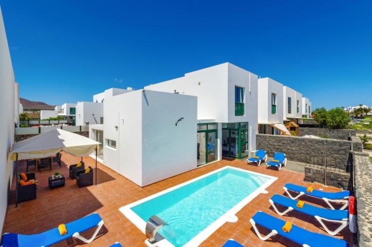 Spacious Private Villa & Private Heated Pool - Villa Sunshine Коста-Тегисе Экстерьер фото