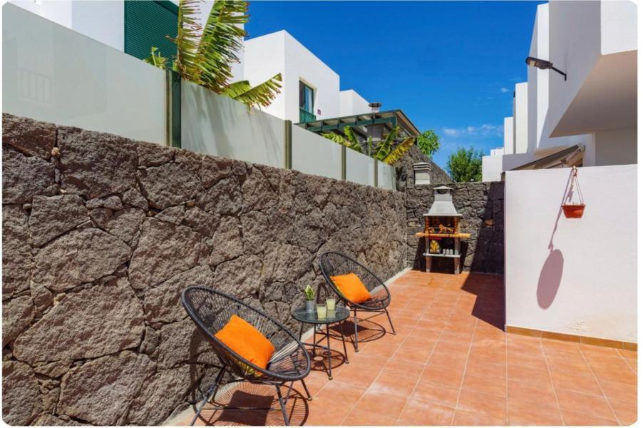 Spacious Private Villa & Private Heated Pool - Villa Sunshine Коста-Тегисе Экстерьер фото