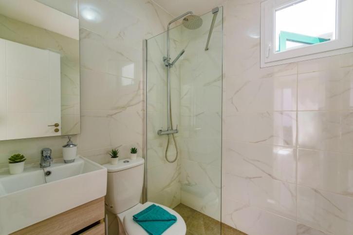 Spacious Private Villa & Private Heated Pool - Villa Sunshine Коста-Тегисе Экстерьер фото
